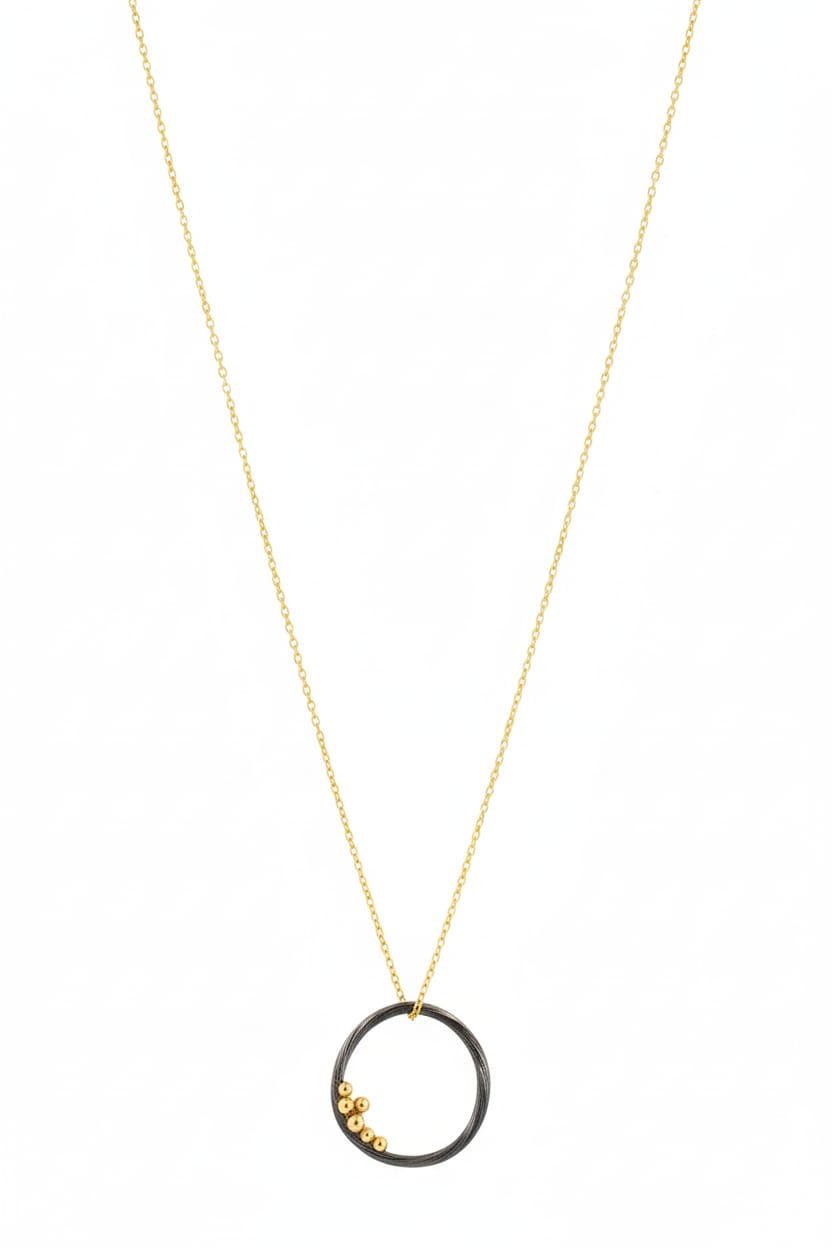 Black Round + Zircon